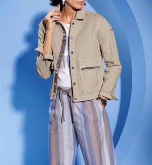 Κοντό μπλέιζερ με διακοσμητ φάσα Création L  - fashionworld.gr